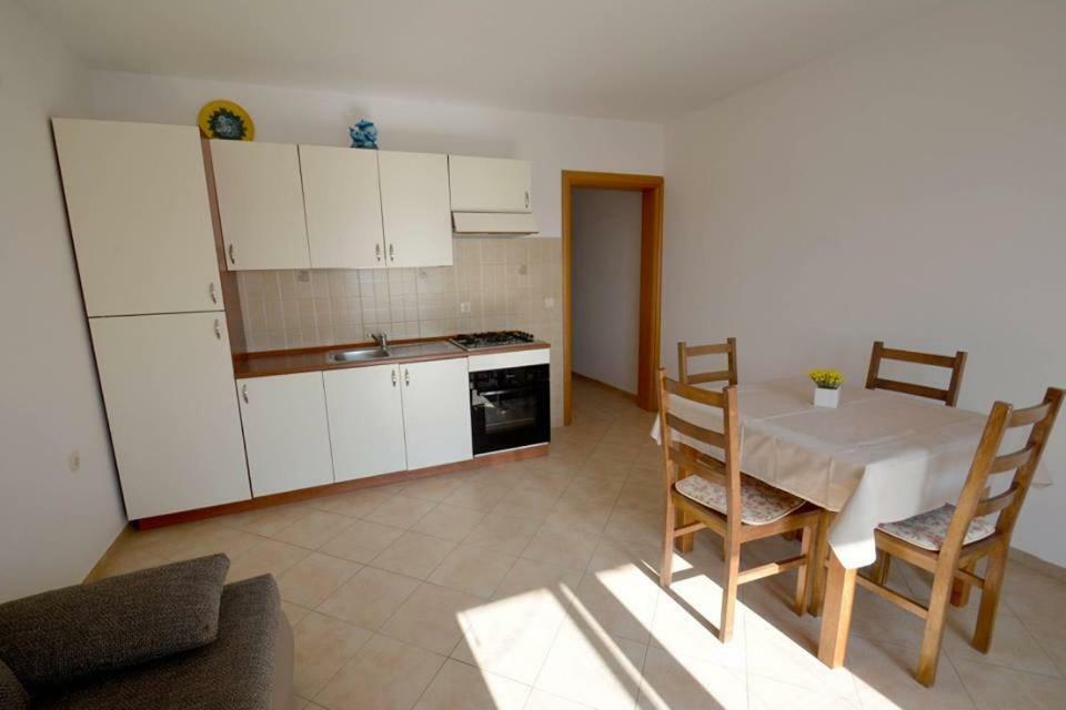 Apartmani Luka Zubovići Esterno foto